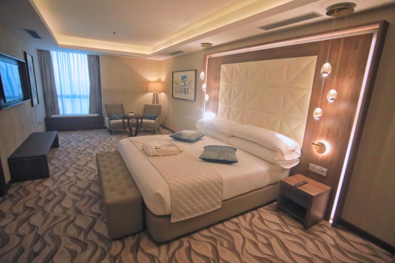 Az Hotels Grand Oran Es Senia Luaran gambar