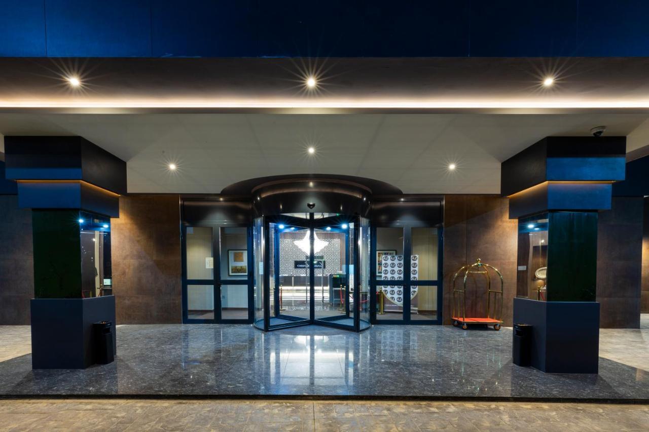 Az Hotels Grand Oran Es Senia Luaran gambar