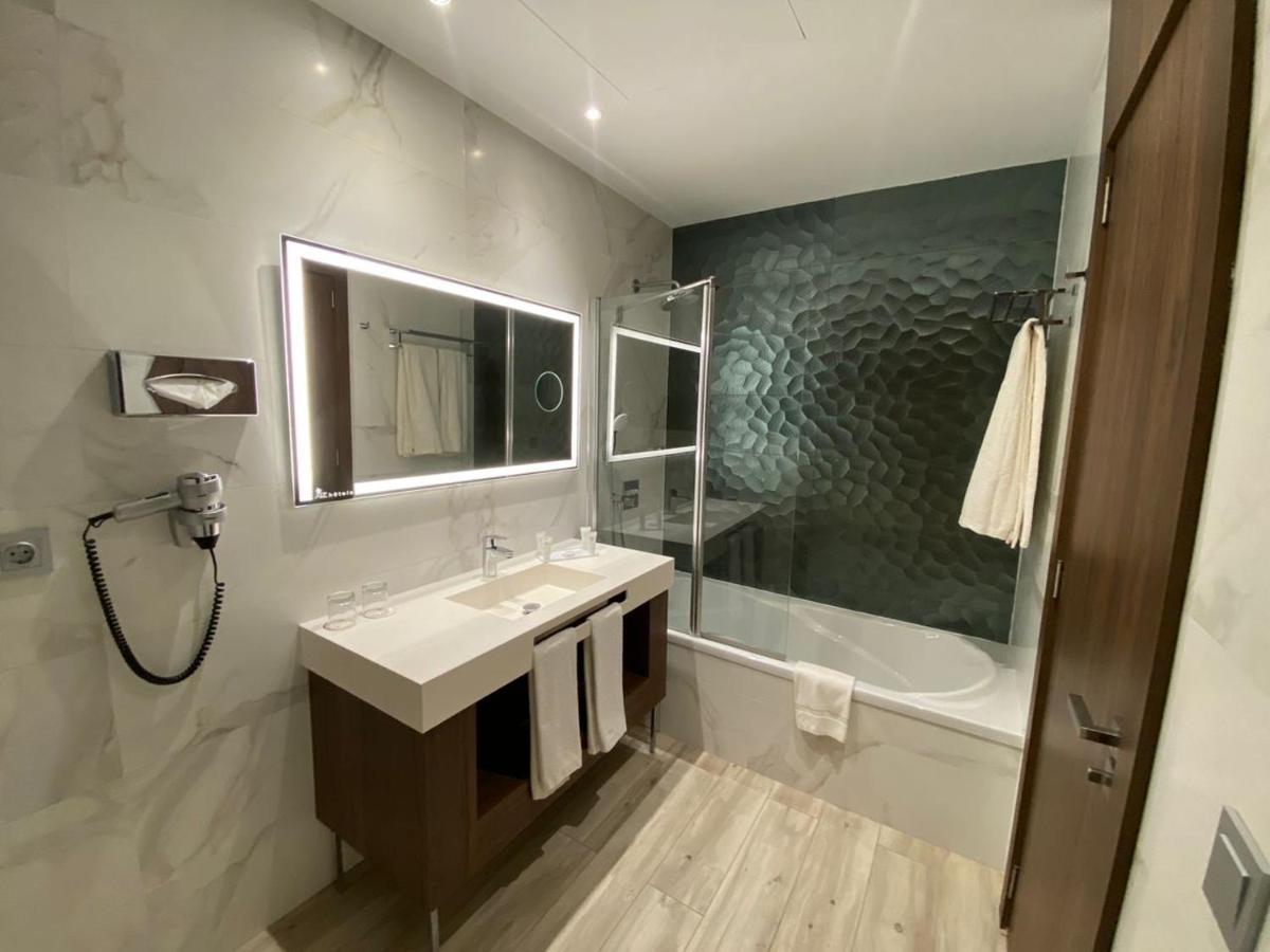 Az Hotels Grand Oran Es Senia Luaran gambar