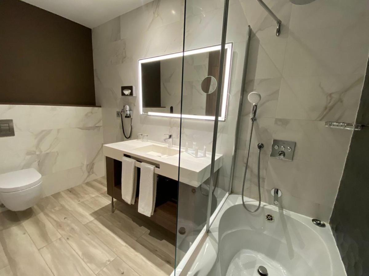 Az Hotels Grand Oran Es Senia Luaran gambar