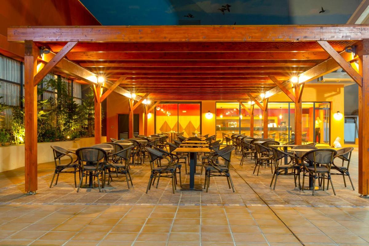 Az Hotels Grand Oran Es Senia Luaran gambar
